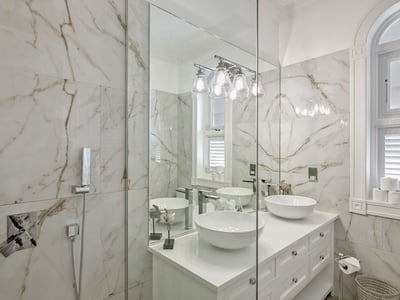Luxury Villa Photo #23