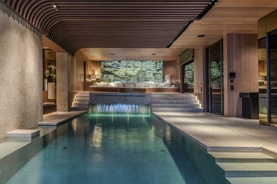 Luxury Villa Photo #7
