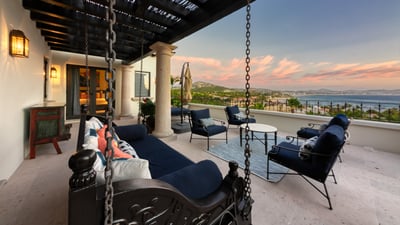 Luxury Villa Photo #11