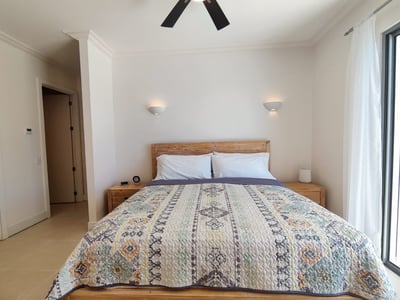 Luxury Villa Photo #14