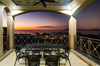 Luxury Villa Photo #4