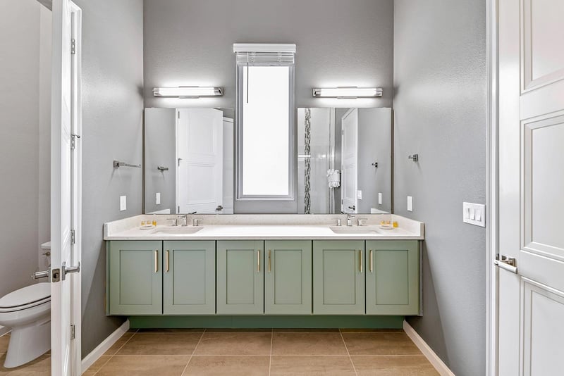 Tee It Up at Villatel Village Solterra