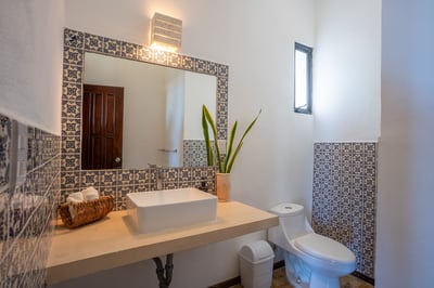 Luxury Villa Photo #40