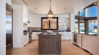 Luxury Villa Photo #18