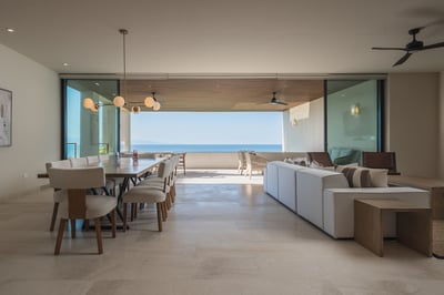Luxury Villa Photo #4