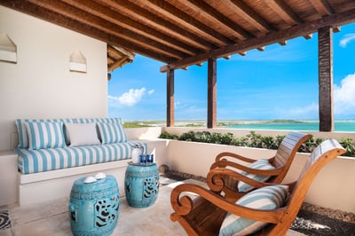 Luxury Villa Photo #12