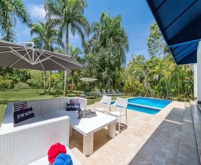 Luxury Villa Photo #4