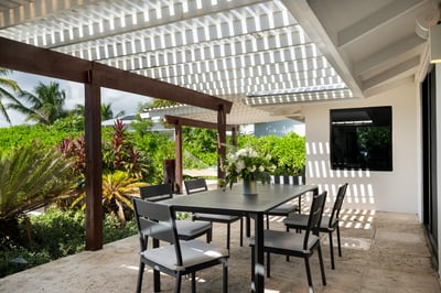 Luxury Villa Photo #10