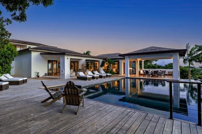 Luxury Villa Photo #7