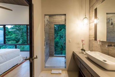 Luxury Villa Photo #46