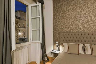 Luxury Villa Photo #14