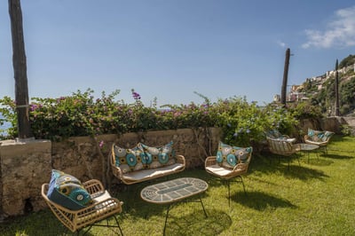 Luxury Villa Photo #18