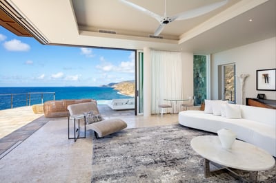Luxury Villa Photo #5