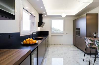 Luxury Villa Photo #17