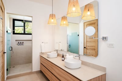 Luxury Villa Photo #35