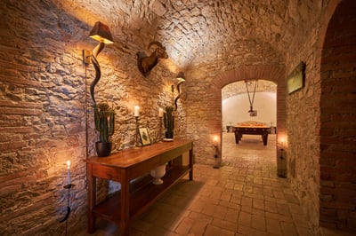 Luxury Villa Photo #25
