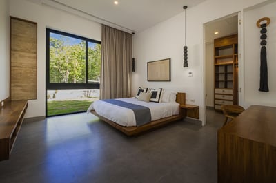 Luxury Villa Photo #33
