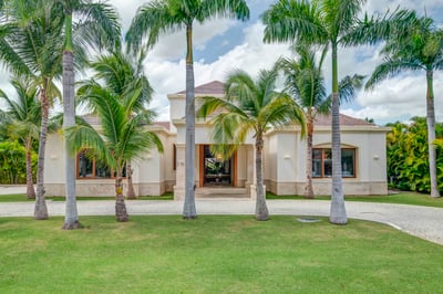 Luxury Villa Photo #29