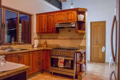 Luxury Villa Photo #7