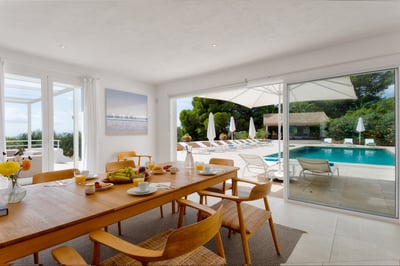 Luxury Villa Photo #24