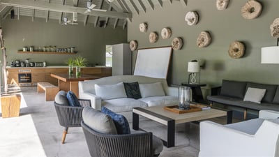 Luxury Villa Photo #43