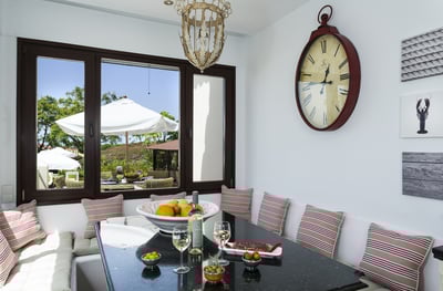 Luxury Villa Photo #14