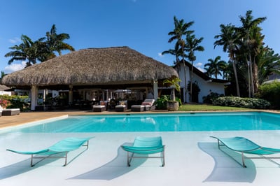 Luxury Villa Photo #2