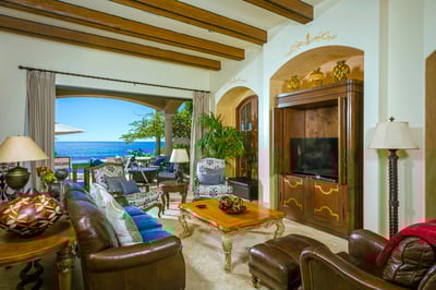Luxury Villa Photo #16