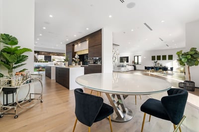 Luxury Villa Photo #14