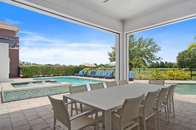 Luxury Villa Photo #15
