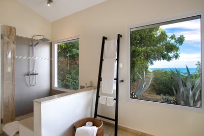 Luxury Villa Photo #20