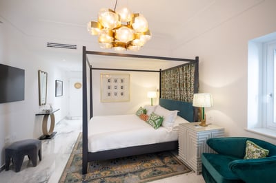 Luxury Villa Photo #34