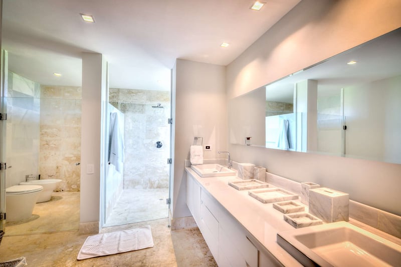 Las Iguanas 47 | Oceania