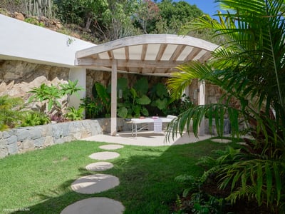 Luxury Villa Photo #58