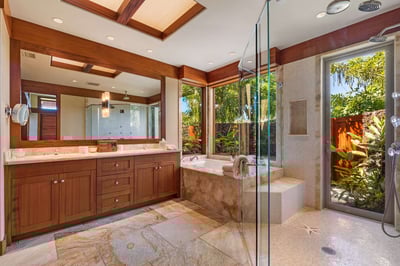 Luxury Villa Photo #25