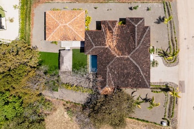 Luxury Villa Photo #45