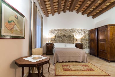 Luxury Villa Photo #44