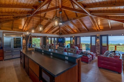 Luxury Villa Photo #23