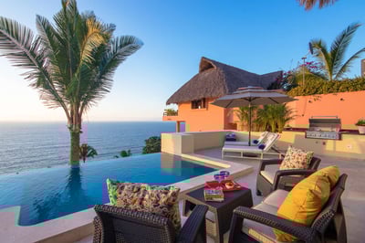 Luxury Villa Photo #10