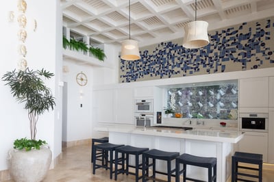 Luxury Villa Photo #25