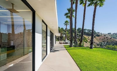 Luxury Villa Photo #48