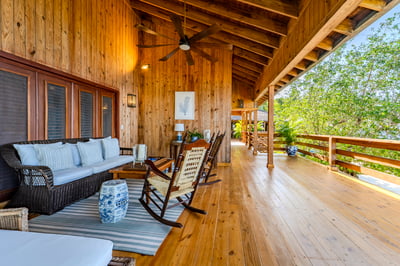 Luxury Villa Photo #26