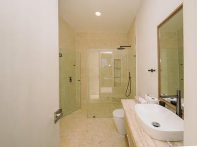 Large luxury villa with full staff and ocean views