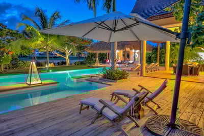 Luxury Villa Photo #8
