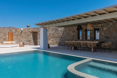 Luxury Villa Photo #16
