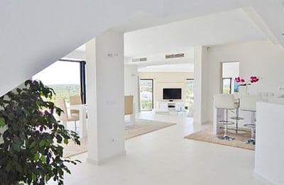 Luxury Villa Photo #15
