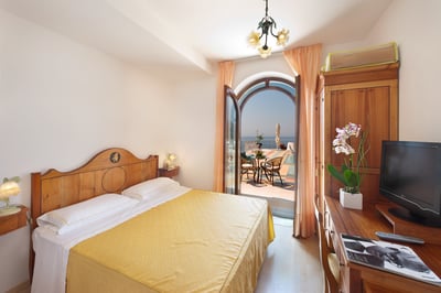 Luxury Villa Photo #20