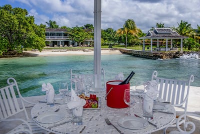 Luxury Villa Photo #17