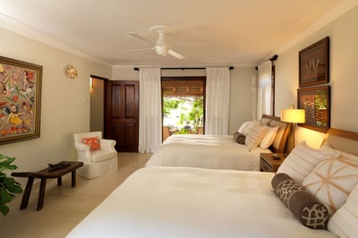 Luxury Villa Photo #36