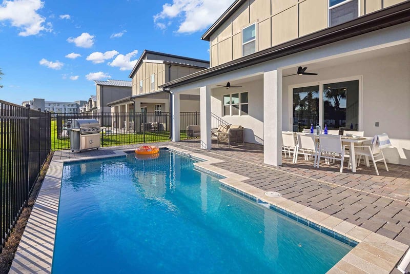 Baller at Harbor Island Beach Club